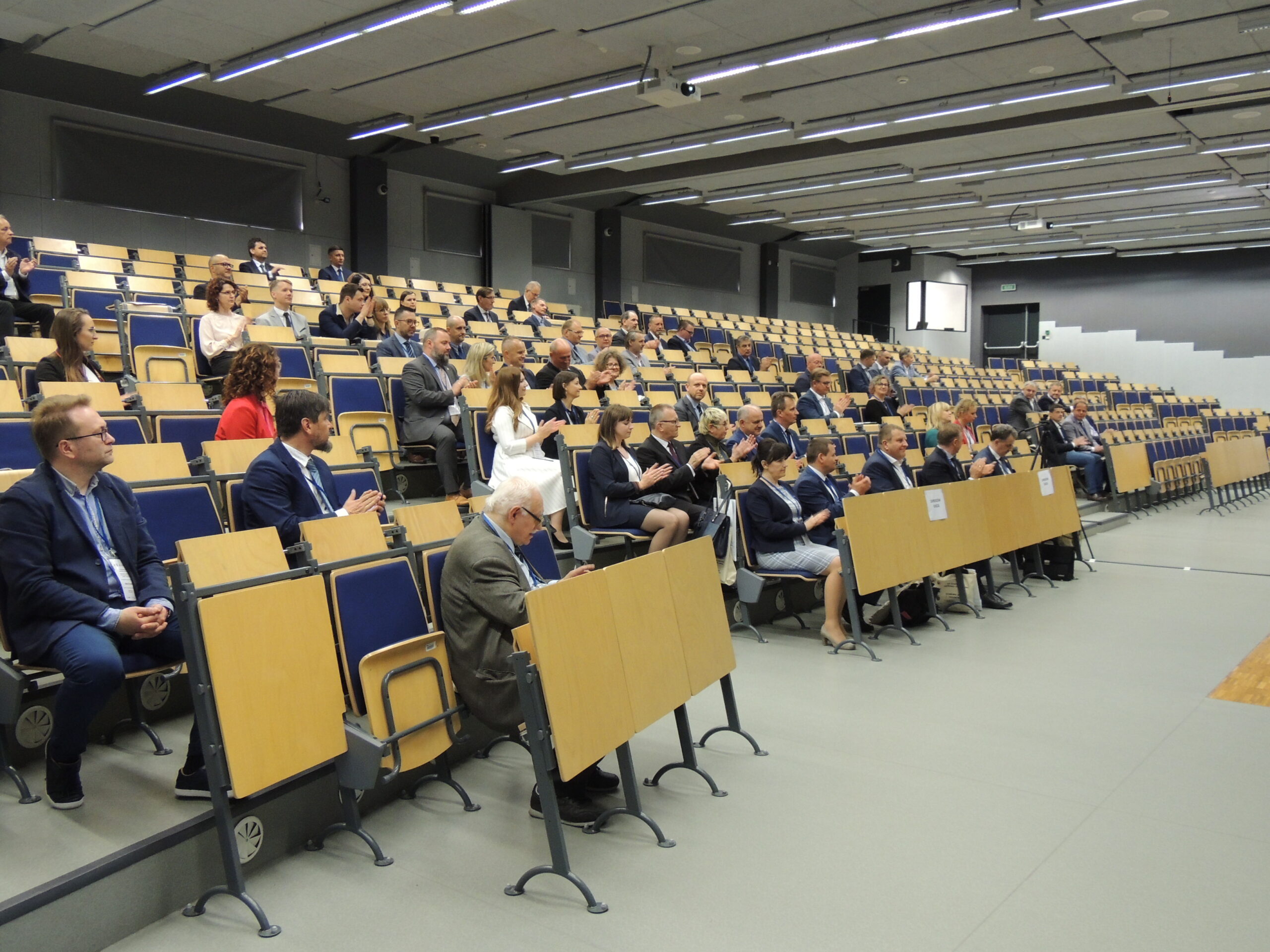 Hybrydowa Konferencja „OCHRONA JAKOŚCI I ZASOBÓW WÓD”-Uczestnicy