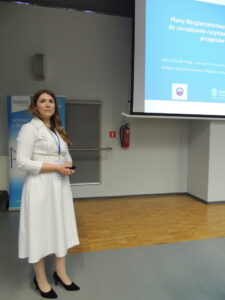 Hybrydowa Konferencja „OCHRONA JAKOŚCI I ZASOBÓW WÓD”-Uczestnicy