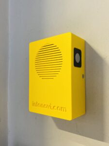 Beacon z informacją głosową