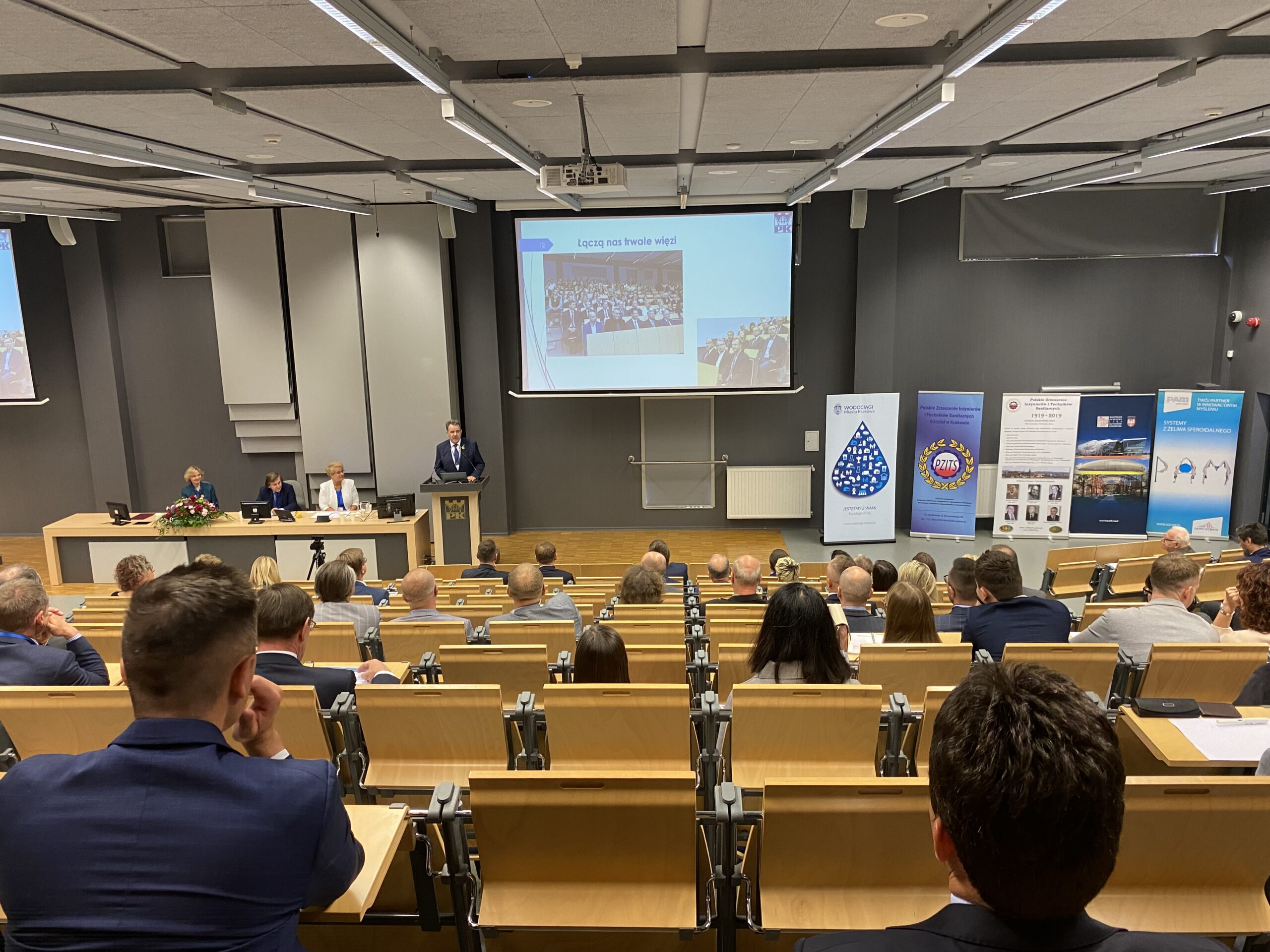 Hybrydowa Konferencja „OCHRONA JAKOŚCI I ZASOBÓW WÓD”-Uczestnicy