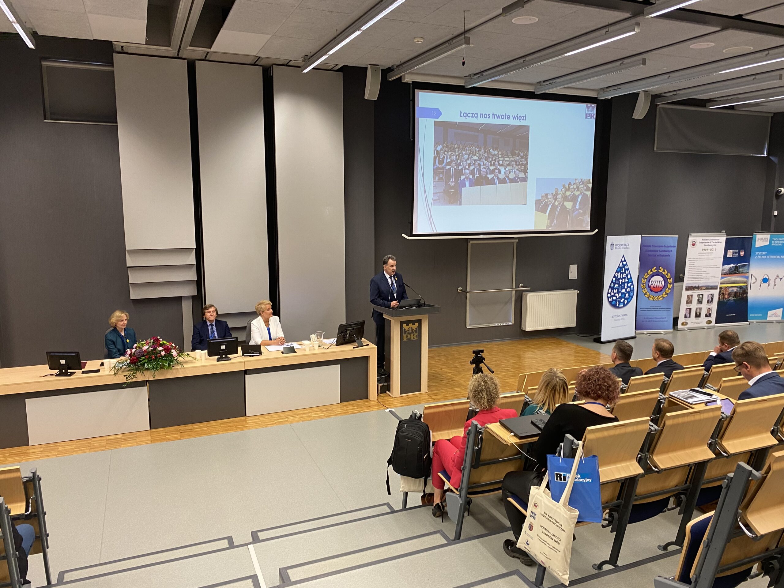 Hybrydowa Konferencja „OCHRONA JAKOŚCI I ZASOBÓW WÓD”-Uczestnicy