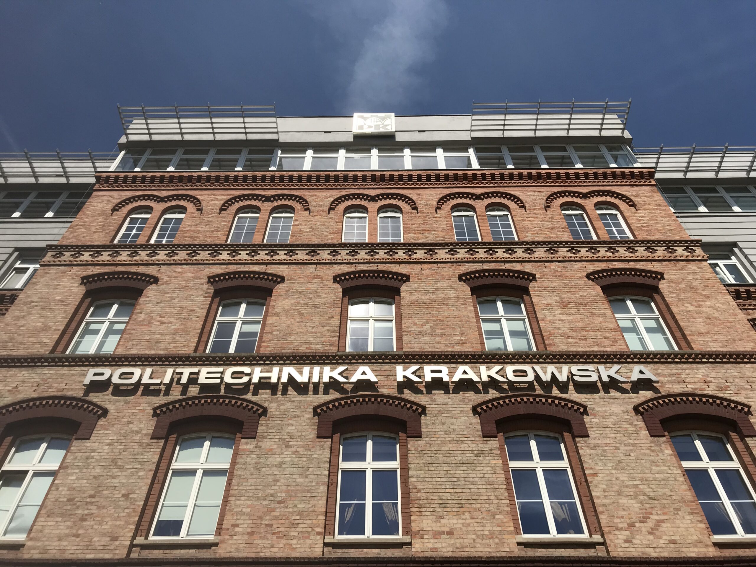 Ogłoszenie o publicznej obronie rozprawy doktorskiej mgra inż. Mariusza Piękosia